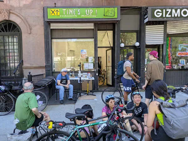 It is a hands-on tutorial rather than the fastest service so give yourself a bit more time.  Some repairs may be split over multiple visits.