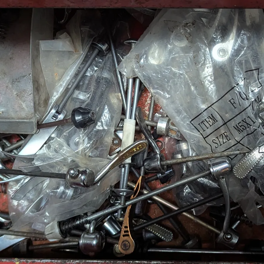 quick release skewer