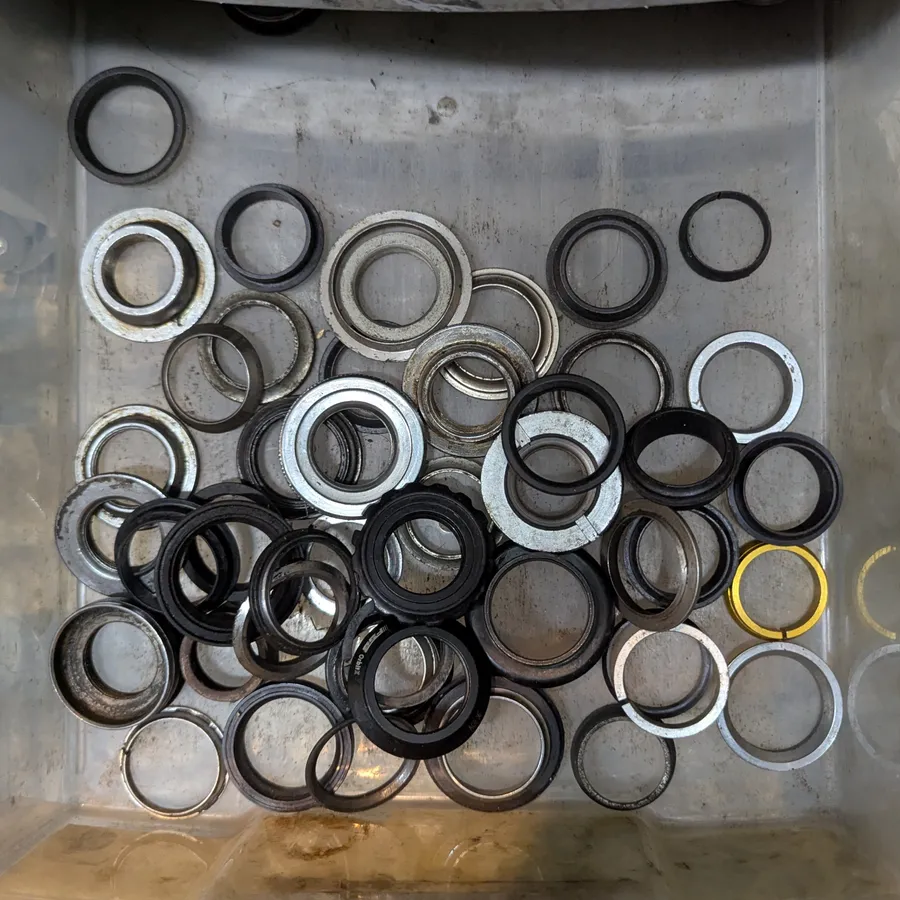 headset (crown race)