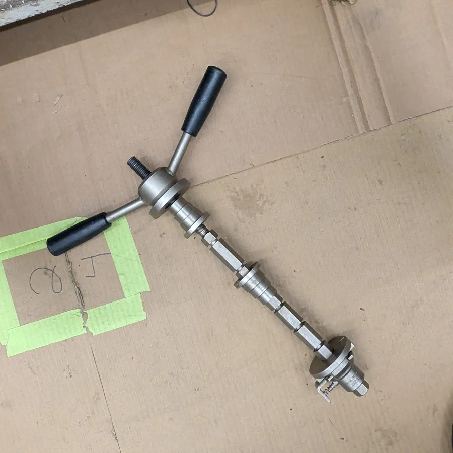 headset press